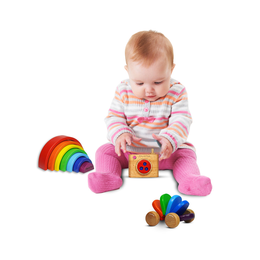 Buy Wooden Camera Natural Pretend Toy | Natural Toys